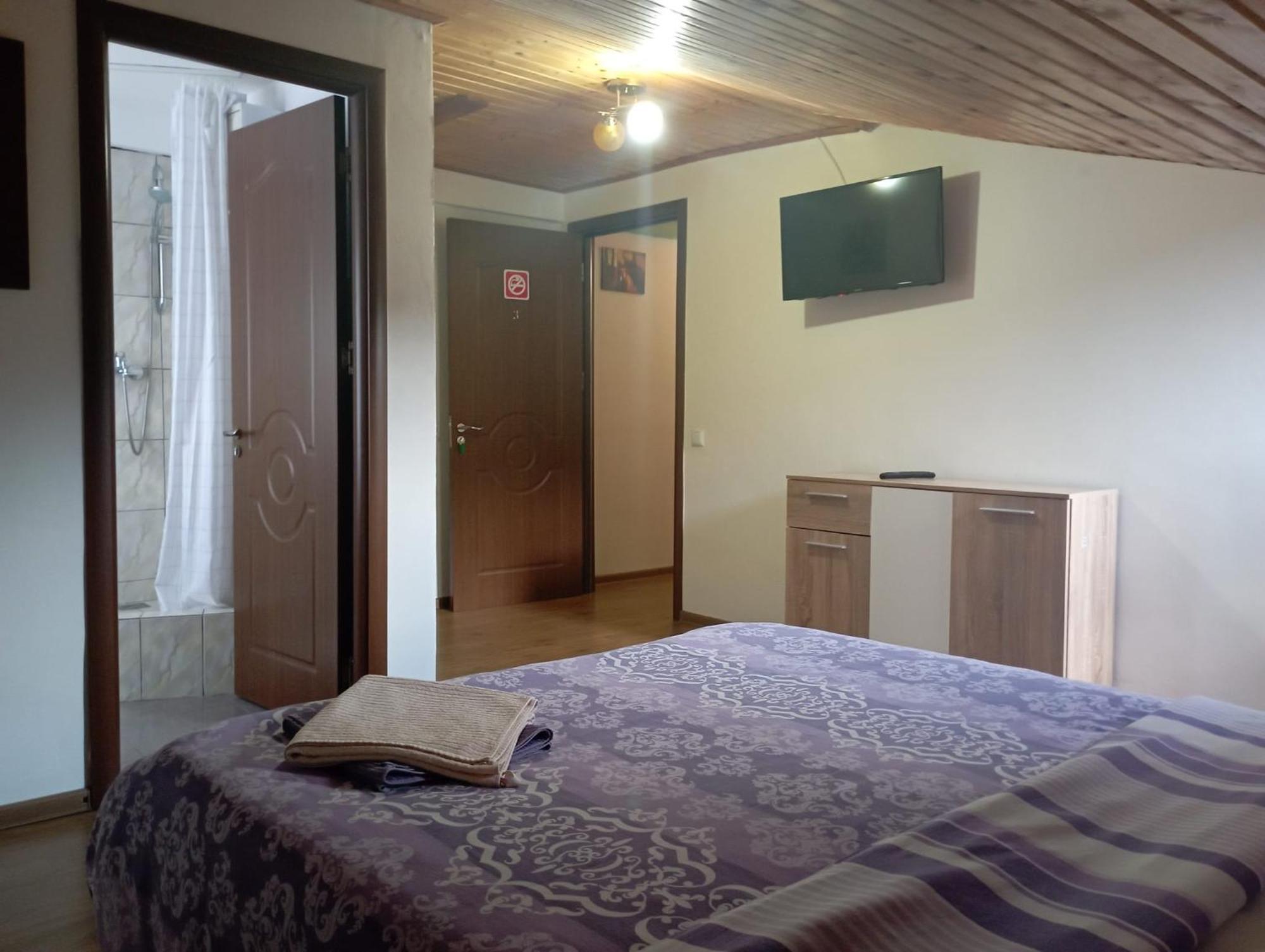 Pensiunea Dates Cîrţişoara Habitación foto